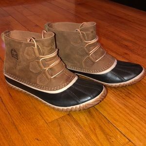 Sorel Out N About Leather Duck Boot